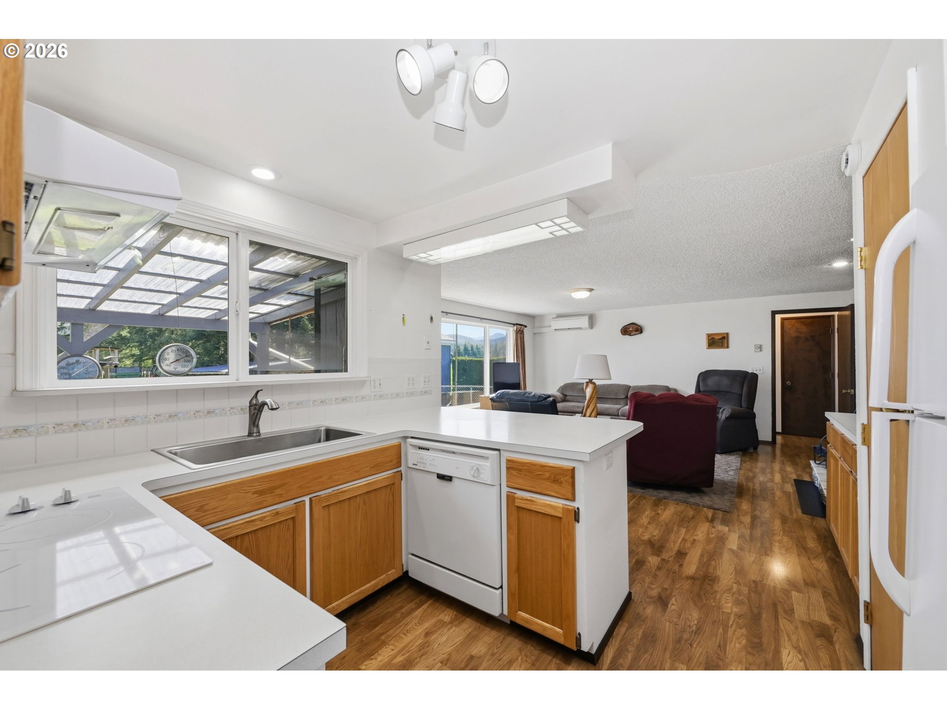 82281 Parvin Road Dexter, OR 97431 - Photo 10 of 46