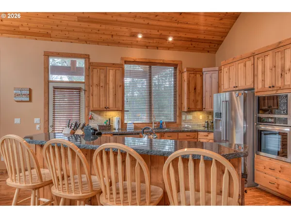 $1,290,000 | 56340 Solar Drive, Bend, OR 97707