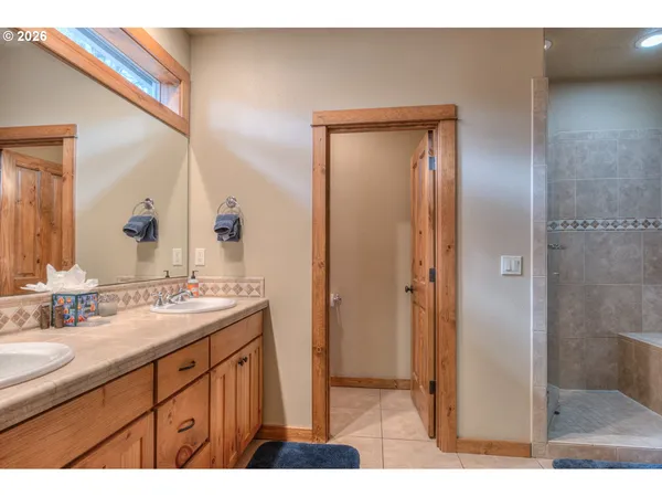 $1,290,000 | 56340 Solar Drive, Bend, OR 97707