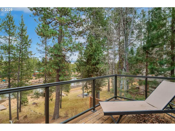 $1,290,000 | 56340 Solar Drive, Bend, OR 97707