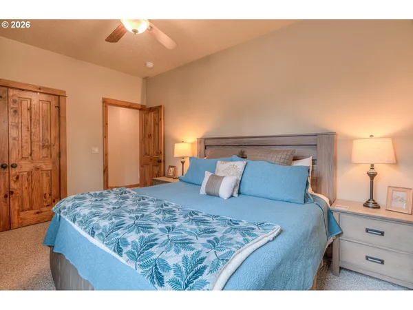 $1,290,000 | 56340 Solar Drive, Bend, OR 97707