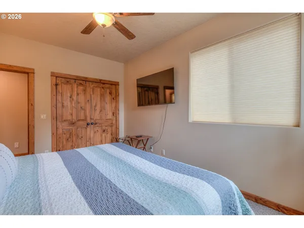 $1,290,000 | 56340 Solar Drive, Bend, OR 97707