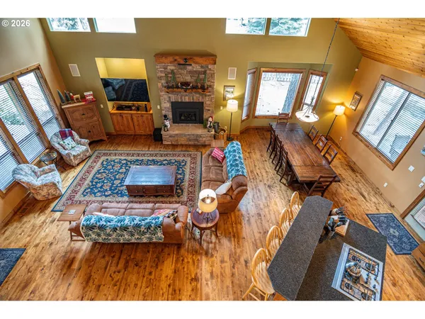 $1,290,000 | 56340 Solar Drive, Bend, OR 97707
