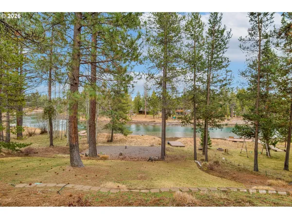 $1,290,000 | 56340 Solar Drive, Bend, OR 97707