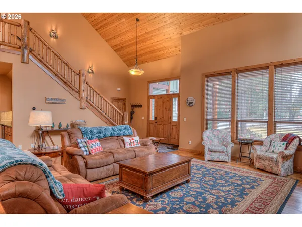$1,290,000 | 56340 Solar Drive, Bend, OR 97707
