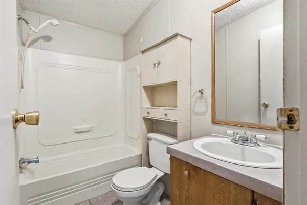 a view of an empty room with window