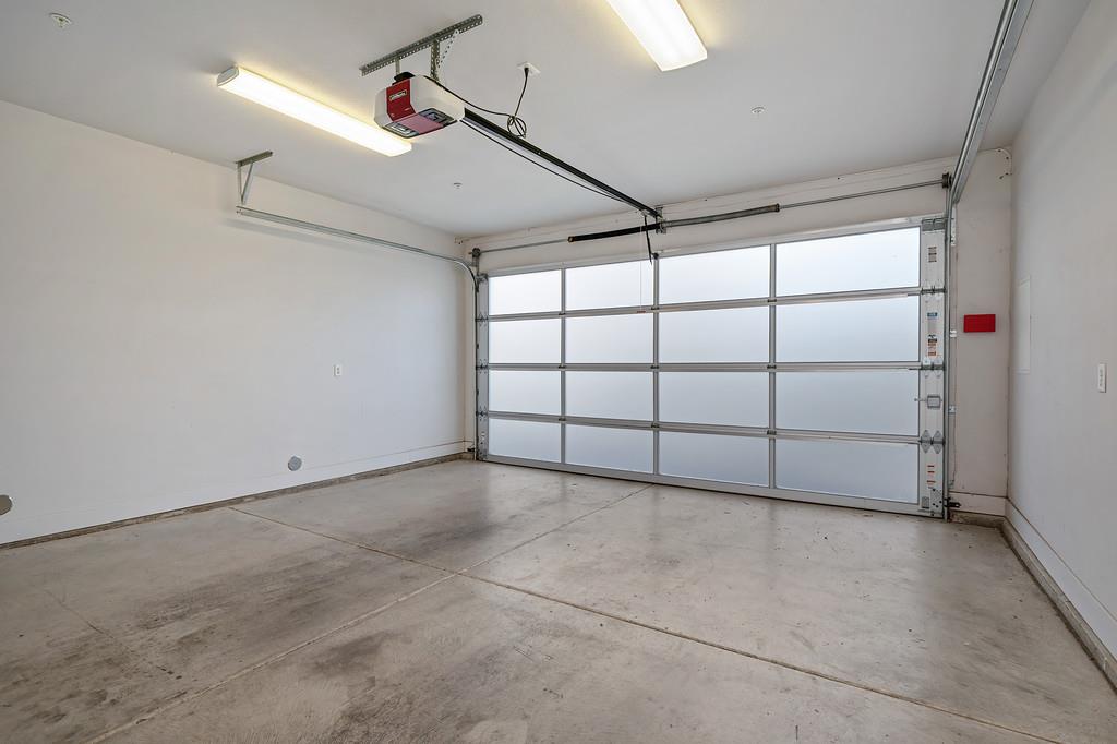 2779 Del Rio Place, Unit A Davis, CA 95618 - Photo 39 of 53 Gallery Image 39