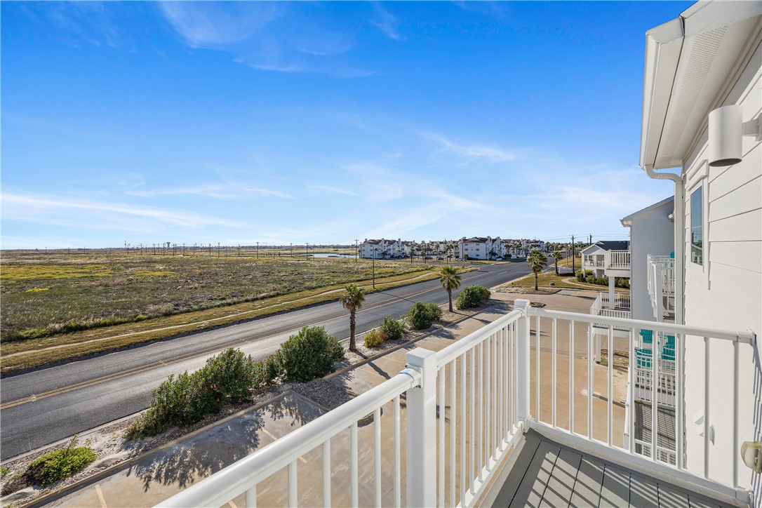 14814 Whitecap Boulevard Corpus Christi, TX 78418 - Photo 31 of 40 a view of a city from a balcony