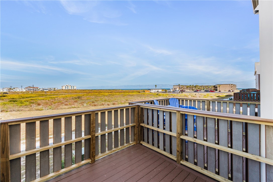 14814 Whitecap Boulevard Corpus Christi, TX 78418 - Photo 32 of 40 a view of city from balcony