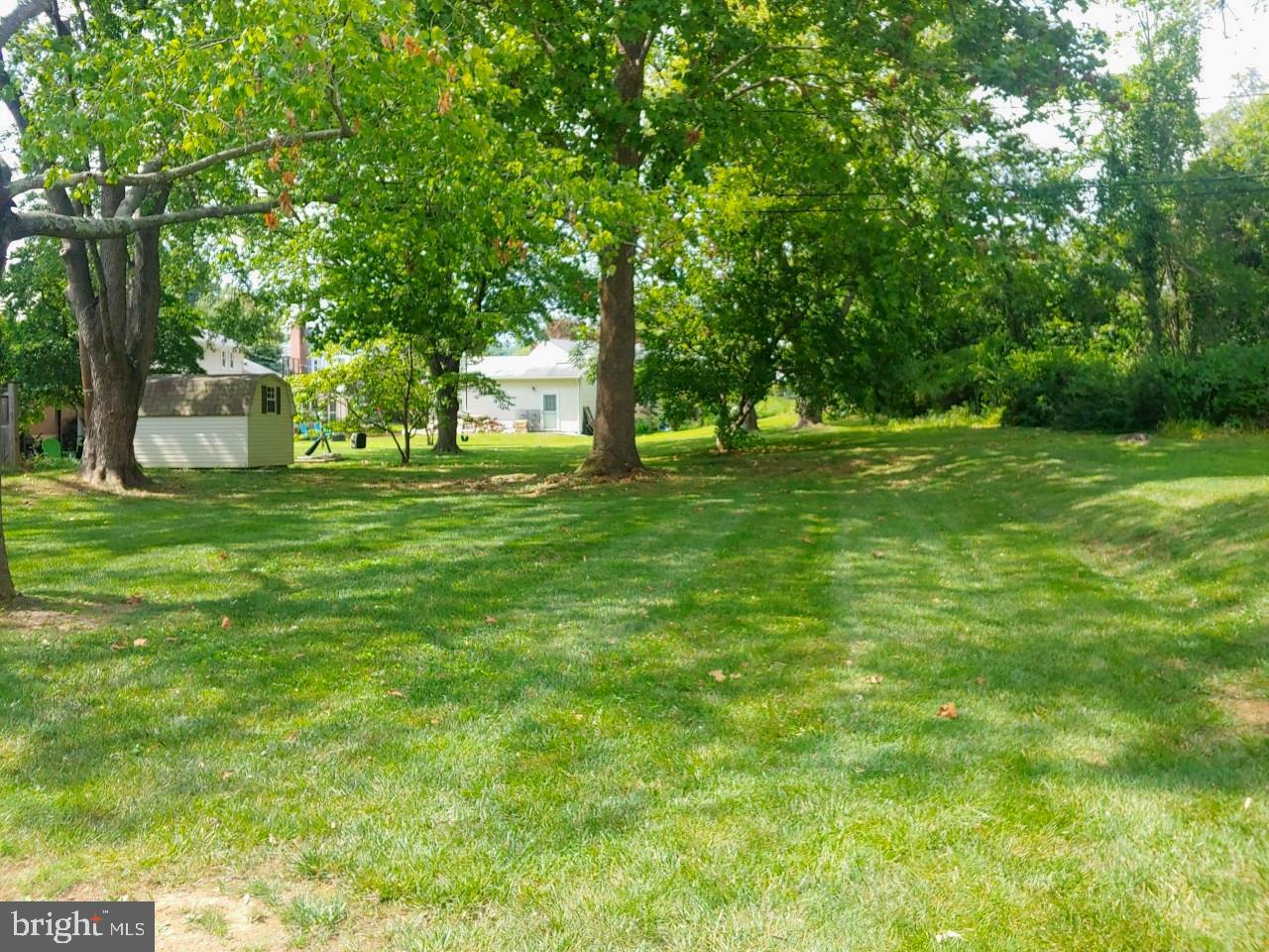 238 Coldbrook Road Lutherville-Timonium, MD 21093 - Photo 39 of 40 PRIVATE BACK YARD