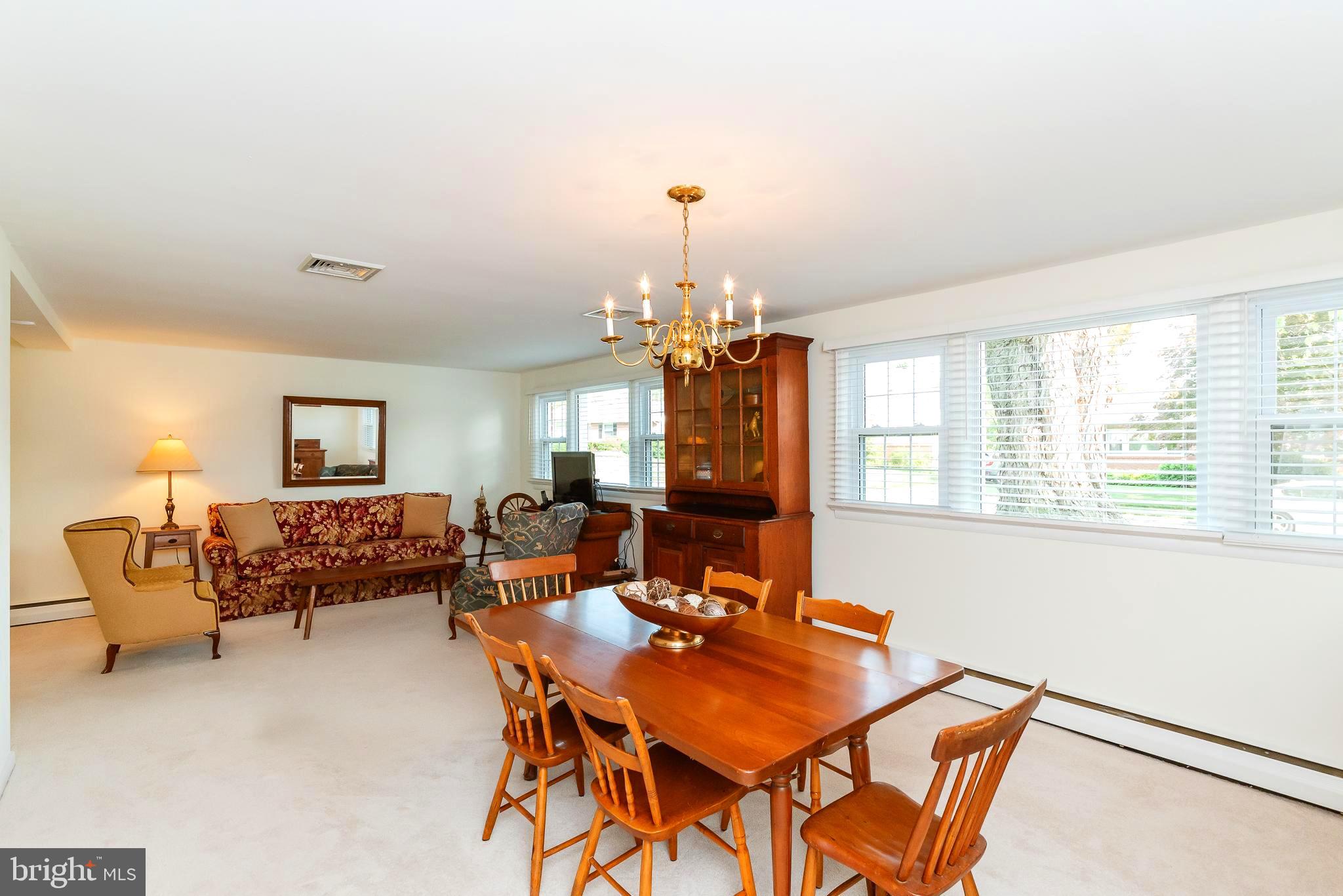 238 Coldbrook Road Lutherville-Timonium, MD 21093 - Photo 7 of 40 FAMILY ROOM OFF DINING AREA