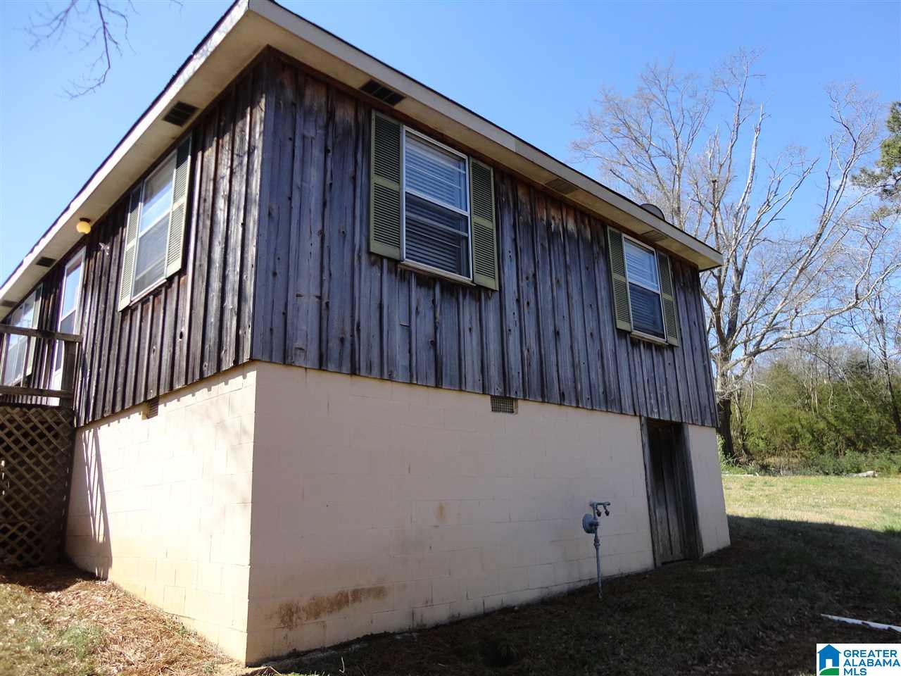 140 Goodwin Lane Talladega, AL 35160 - Photo 13 of 17