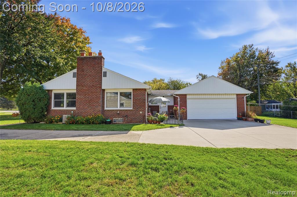 2272 Middlebelt Road West Bloomfield, MI 48324 - Photo 33 of 37 Gallery Image 33