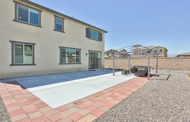 $4,300 | 84422 Calle Larriva, Coachella, CA 92236