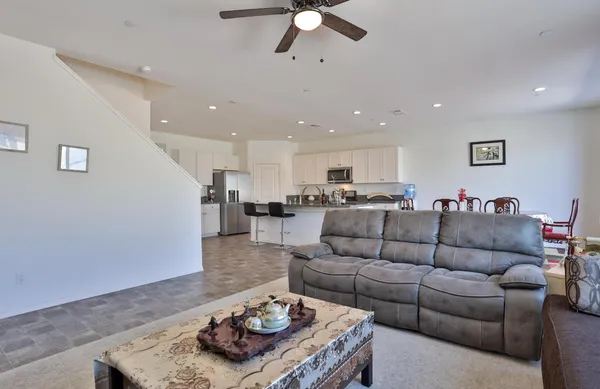 $3,980 | 84422 Calle Larriva, Coachella, CA 92236