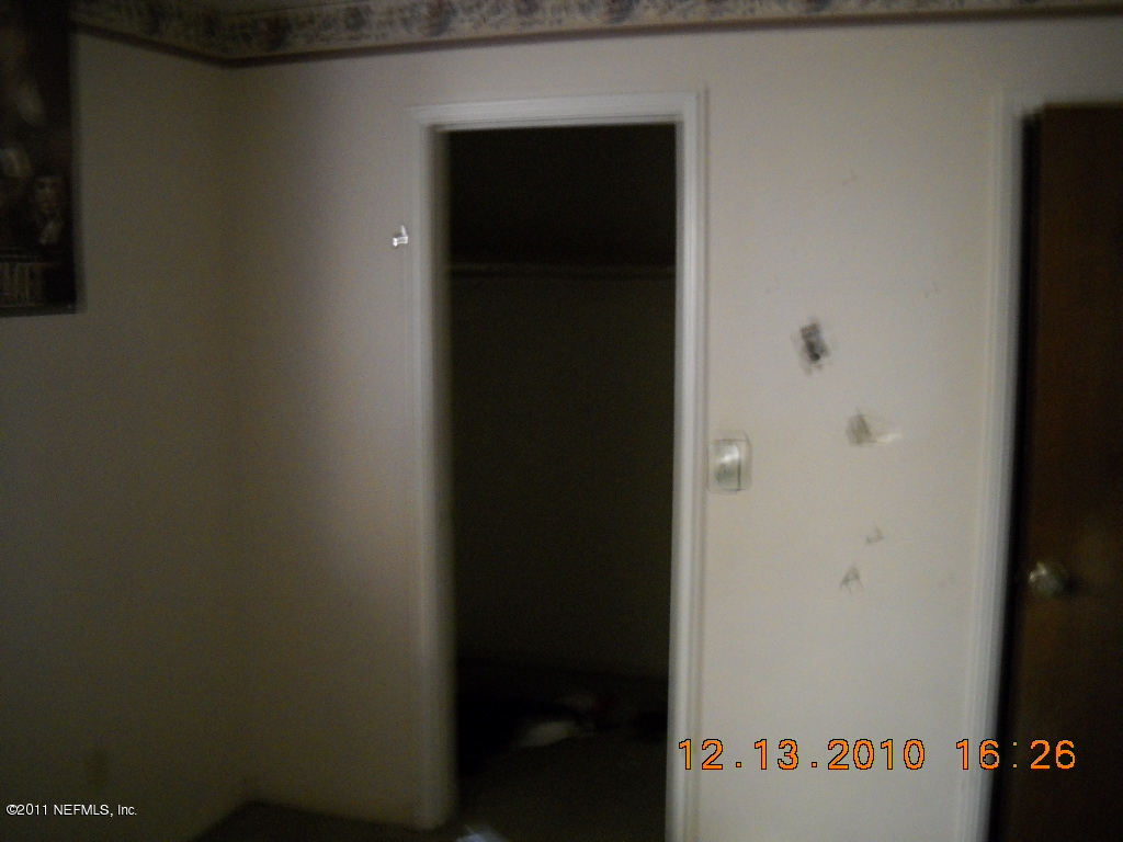 10740 Alden Road, Unit 2 Jacksonville, FL 32246 - Photo 6 of 7 Upstairs bedroom