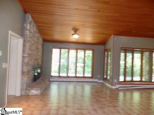 111 Hammond Road Simpsonville, SC 29680 - Photo 3 of 21 Gallery Image 3