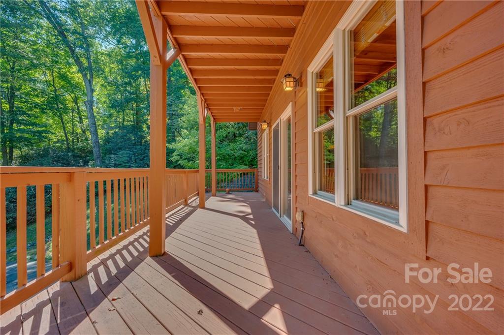 1200 Wash Freeman Road Hendersonville, NC 28792 - Photo 8 of 48 Gallery Image 8