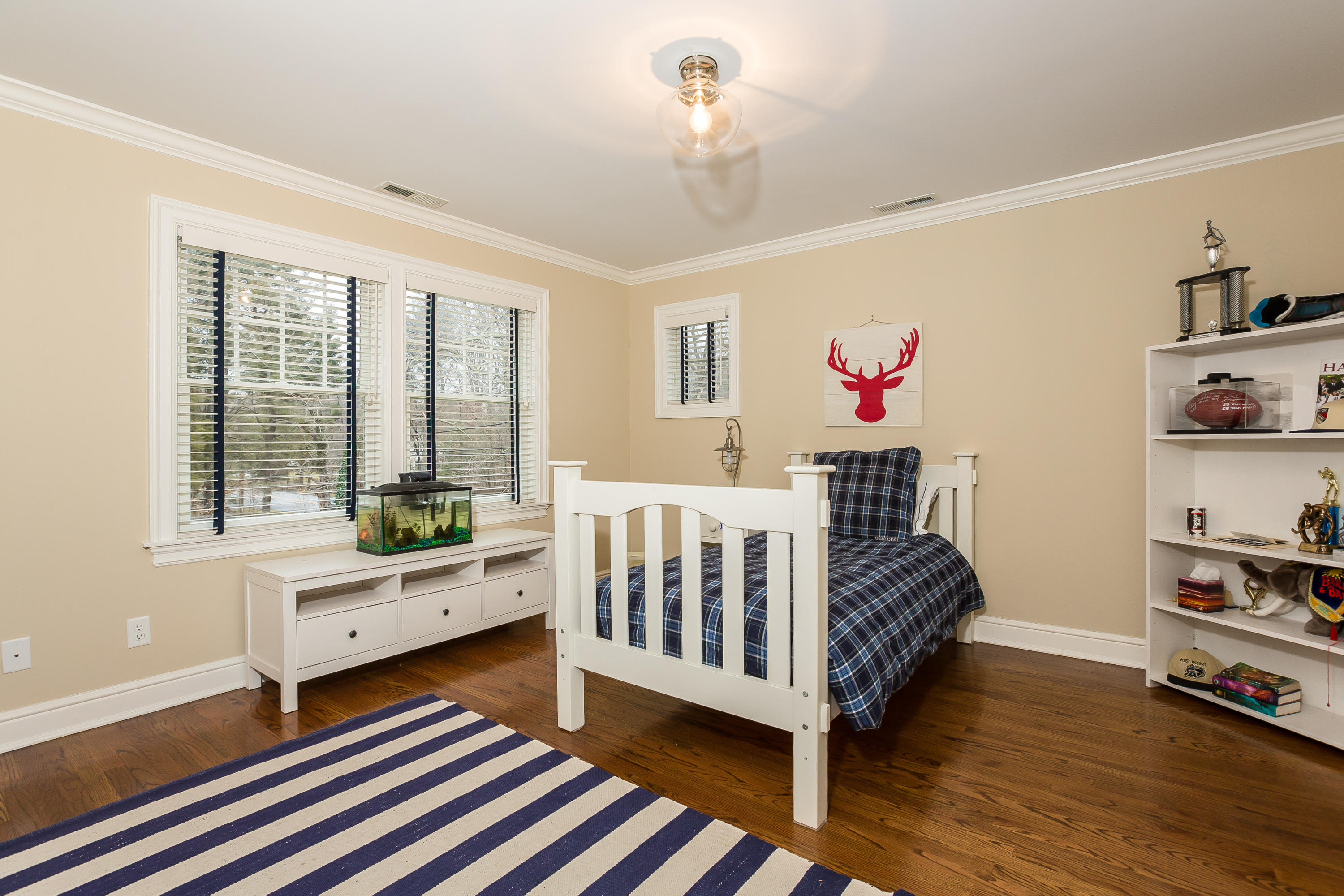 305 Middlesex Road Darien, CT 06820 - Photo 23 of 35 a living room with furniture and a window