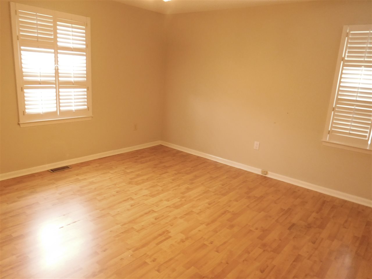 101 Thompson Street Gaffney, SC 29340 - Photo 11 of 17 Gallery Image 11