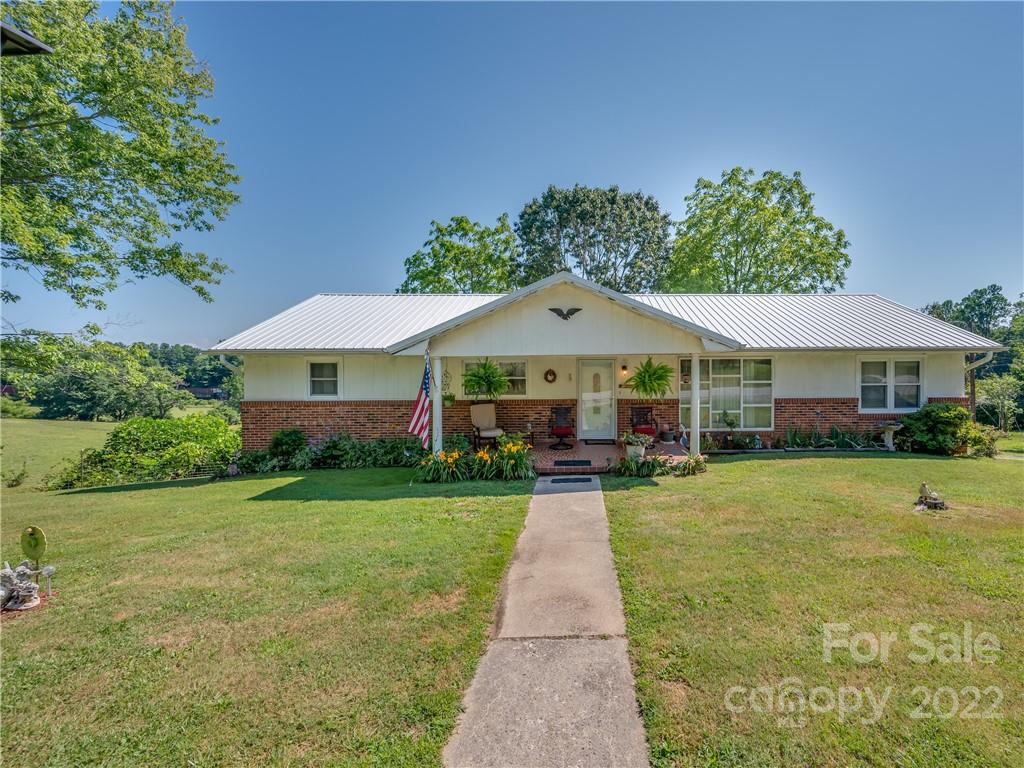 621 Roper Road Flat Rock, NC 28731 - Photo 22 of 24 Gallery Image 22