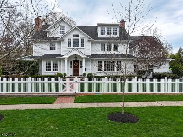 $3,200,000 | 611 Bradford Avenue, Westfield, NJ 07090