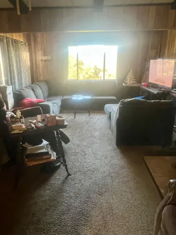 $390,000 | 32434 Lockwood Lane, Prather, CA 93651