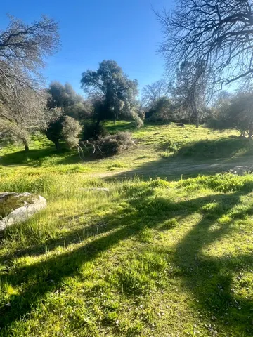 $390,000 | 32434 Lockwood Lane, Prather, CA 93651