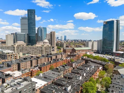 $965,000 | 103 Gainsborough Street, Unit 108, Boston, MA 02115