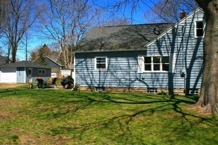 301 North Division Street Spring Lake, MI 49456 - Photo 3 of 22 Additional Photo