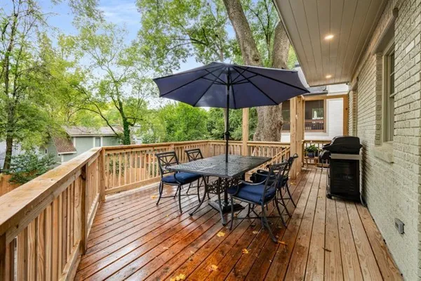 a house view with a outdoor space