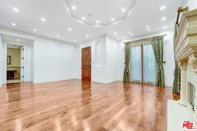 $17,500 | 219 South Willaman Drive, Beverly Hills, CA 90211