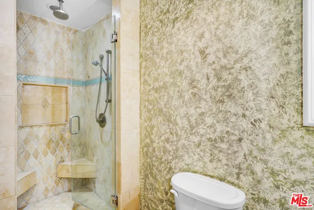 $17,000 | 219 South Willaman Drive, Beverly Hills, CA 90211