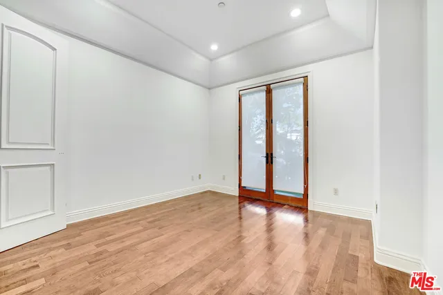 $17,000 | 219 South Willaman Drive, Beverly Hills, CA 90211