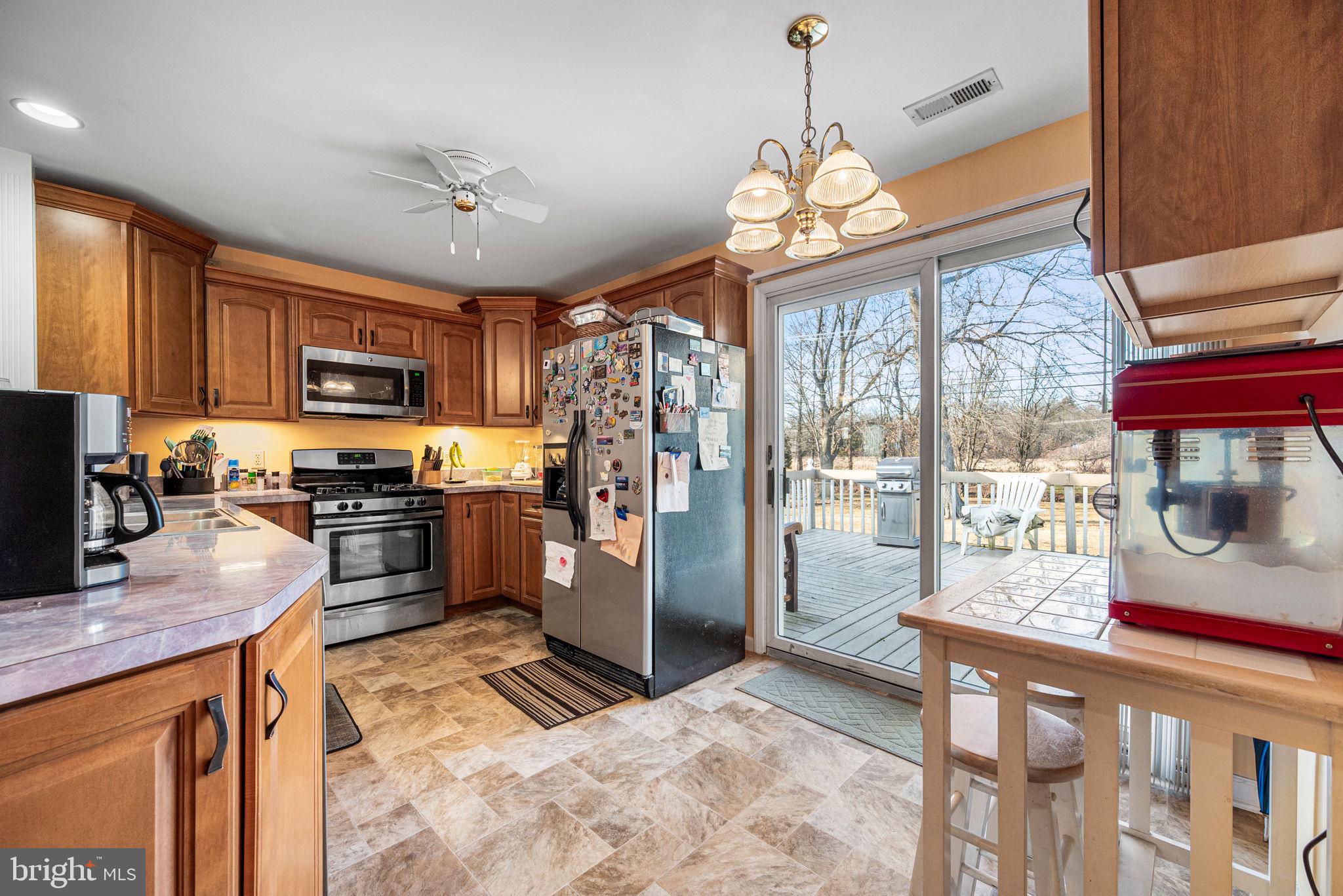 109 Blough Road Fairless Hills, PA 19030 - Photo 3 of 27