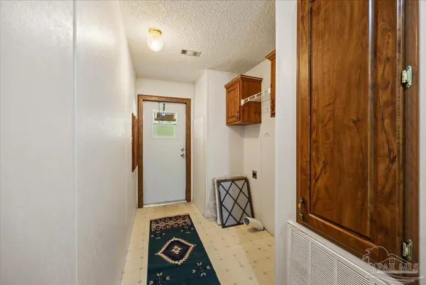 $1,600 | 4205 Elvis Presley Drive, Milton, FL 32583