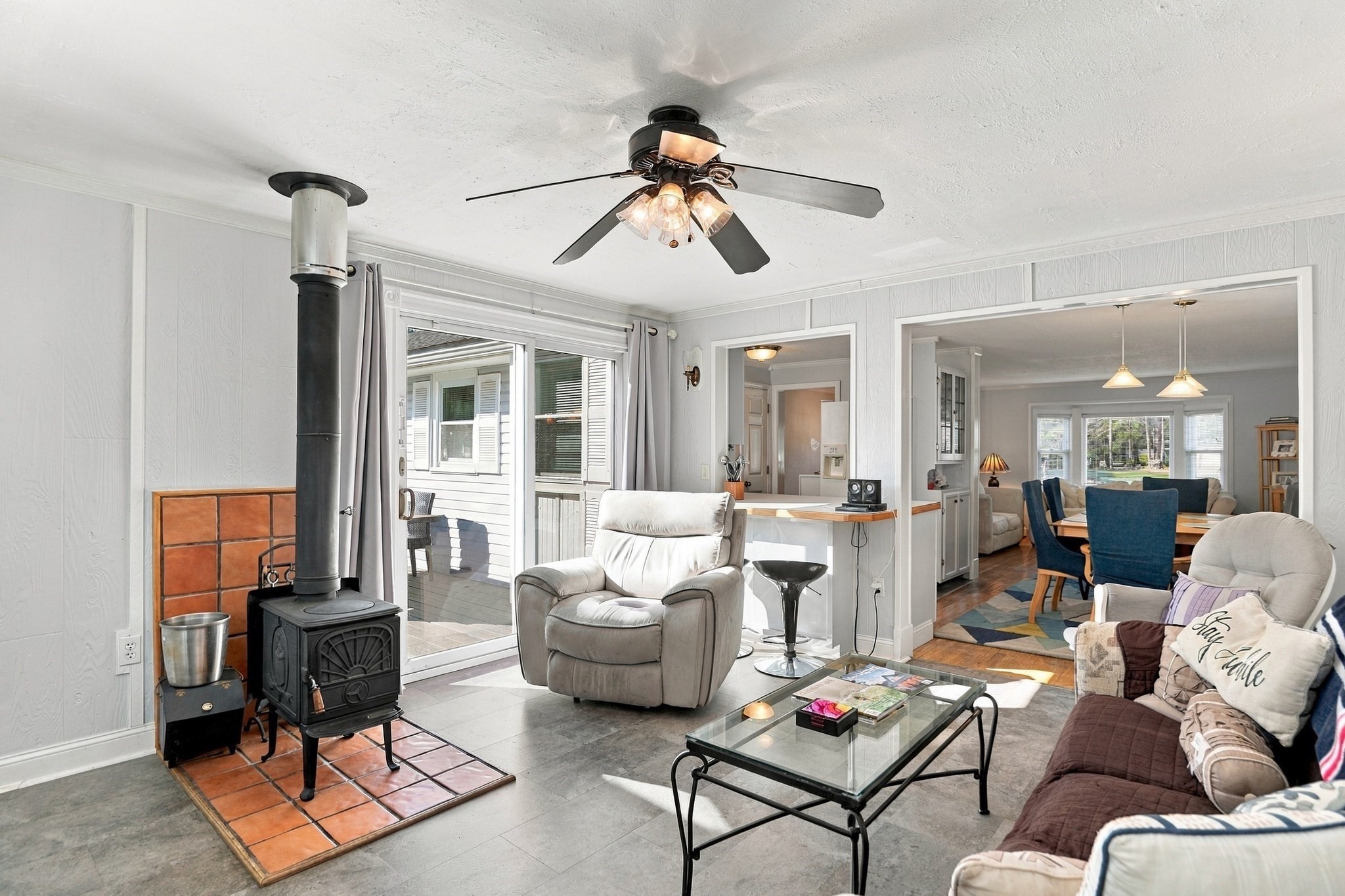 6 Ashdale Road Billerica, MA 01862 - Photo 12 of 42 Gallery Image 12