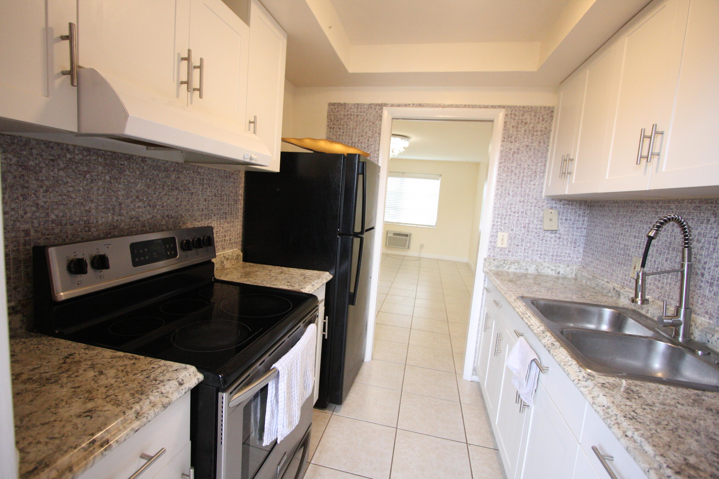 1050 East Sample Road, Unit 209 Pompano Beach, FL 33064 - Photo 13 of 27 IMG_6929