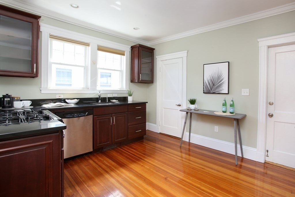 11 Roberts Road, Unit 3 Cambridge, MA 02138 - Photo 6 of 14