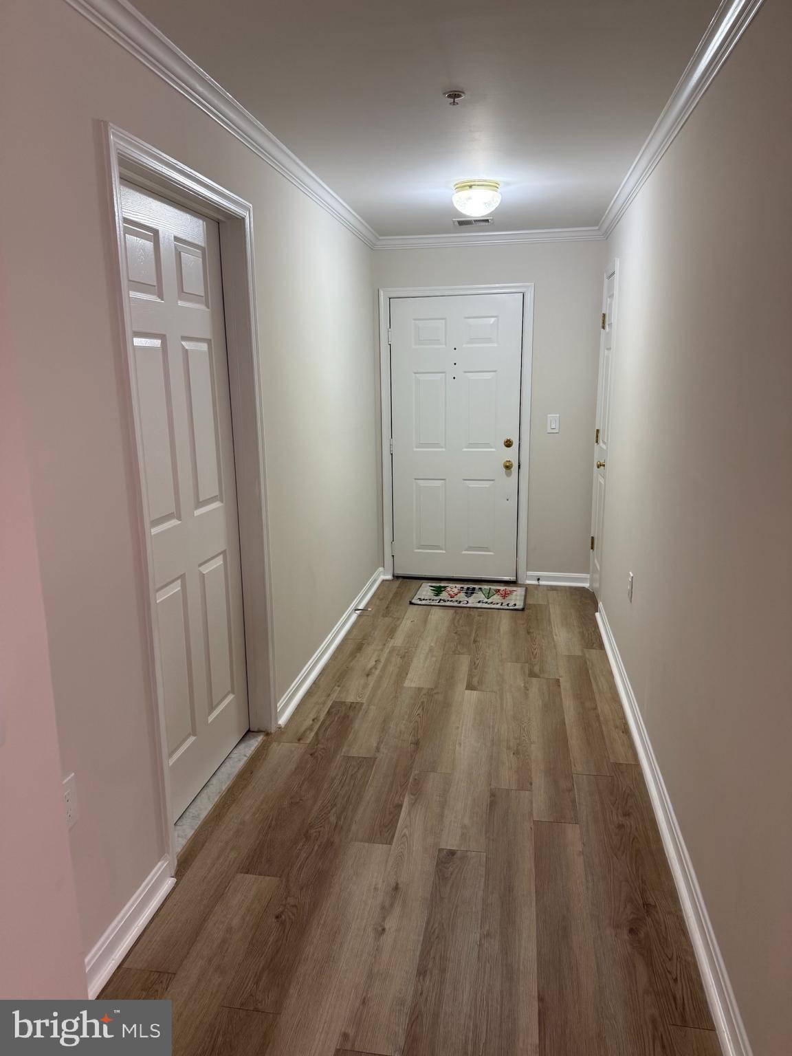 115 Timberbrook Lane, Unit 101 Gaithersburg, MD 20878 - Photo 2 of 20