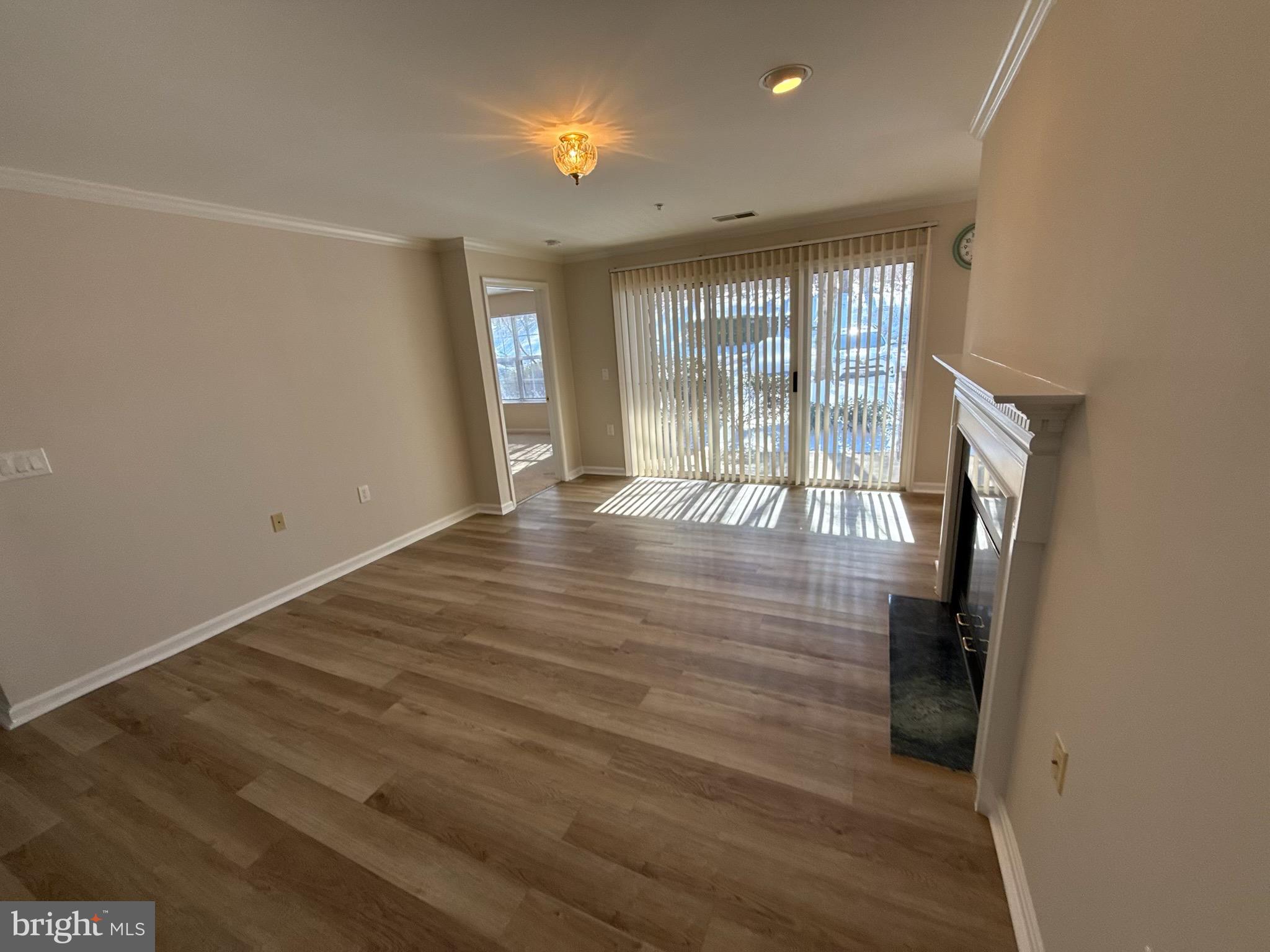 115 Timberbrook Lane, Unit 101 Gaithersburg, MD 20878 - Photo 4 of 20