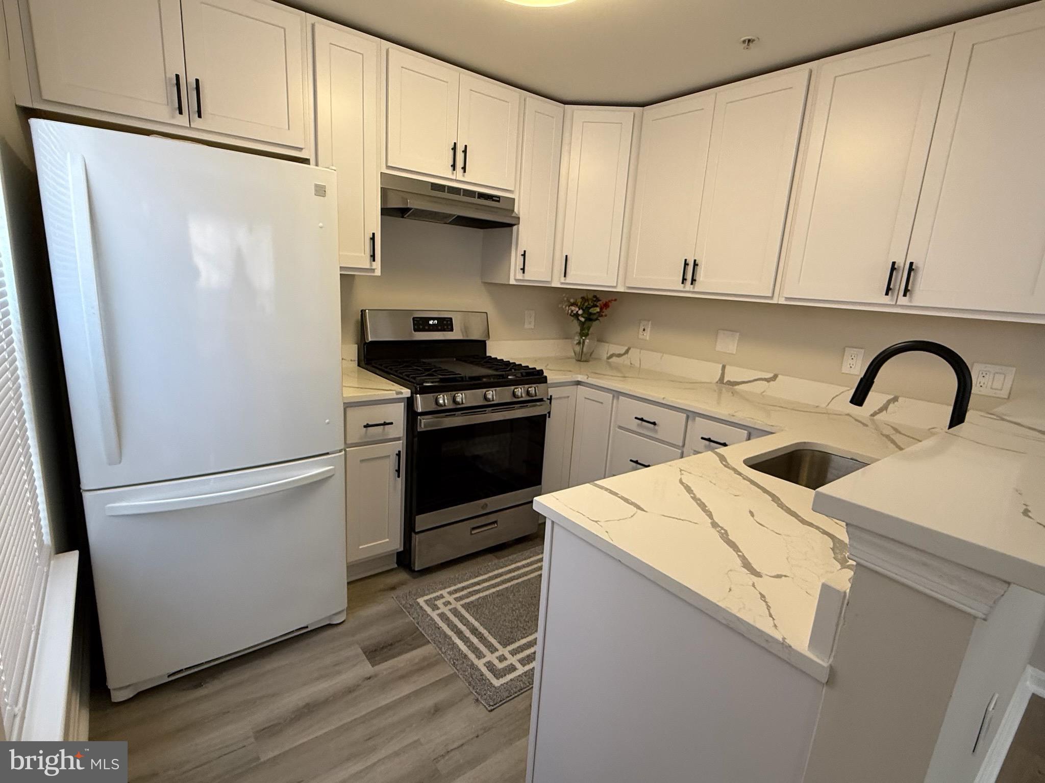 115 Timberbrook Lane, Unit 101 Gaithersburg, MD 20878 - Photo 8 of 20