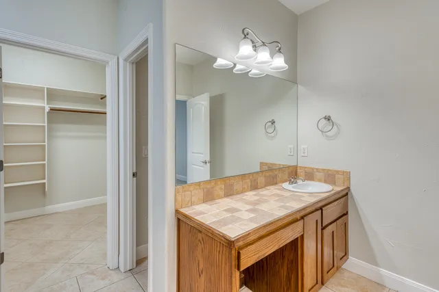 $395,000 | 140 B Uplift, Horseshoe Bay, TX 78657