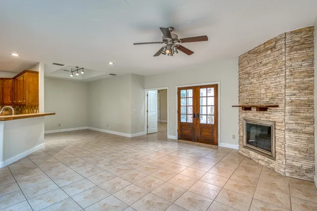 $395,000 | 140 B Uplift, Horseshoe Bay, TX 78657