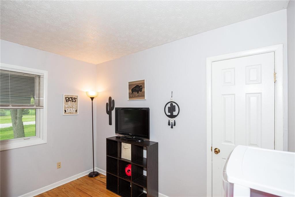 1845 North Raceway Road Indianapolis, IN 46234 - Photo 17 of 31 Gallery Image 17