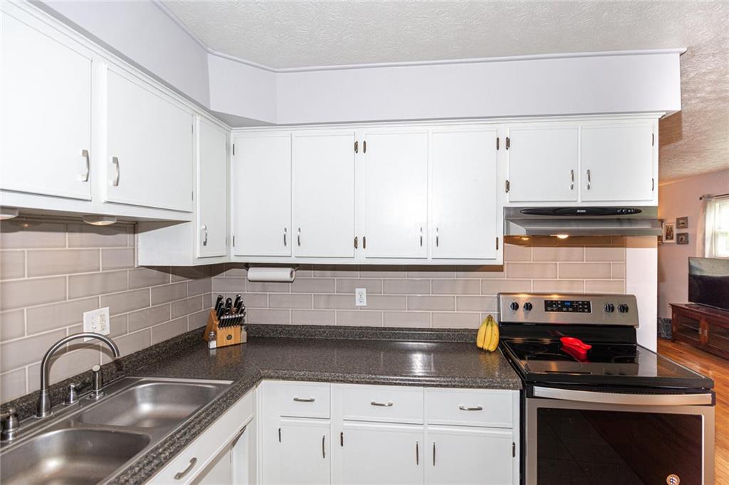 1845 North Raceway Road Indianapolis, IN 46234 - Photo 10 of 31 Gallery Image 10