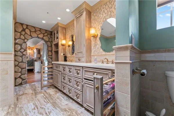 $1,338,500 | 34037 Agua Dulce Canyon Road, Agua Dulce, CA 91390