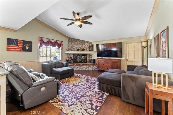 $1,338,500 | 34037 Agua Dulce Canyon Road, Agua Dulce, CA 91390