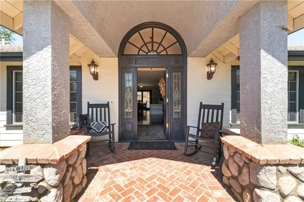 $1,338,500 | 34037 Agua Dulce Canyon Road, Agua Dulce, CA 91390