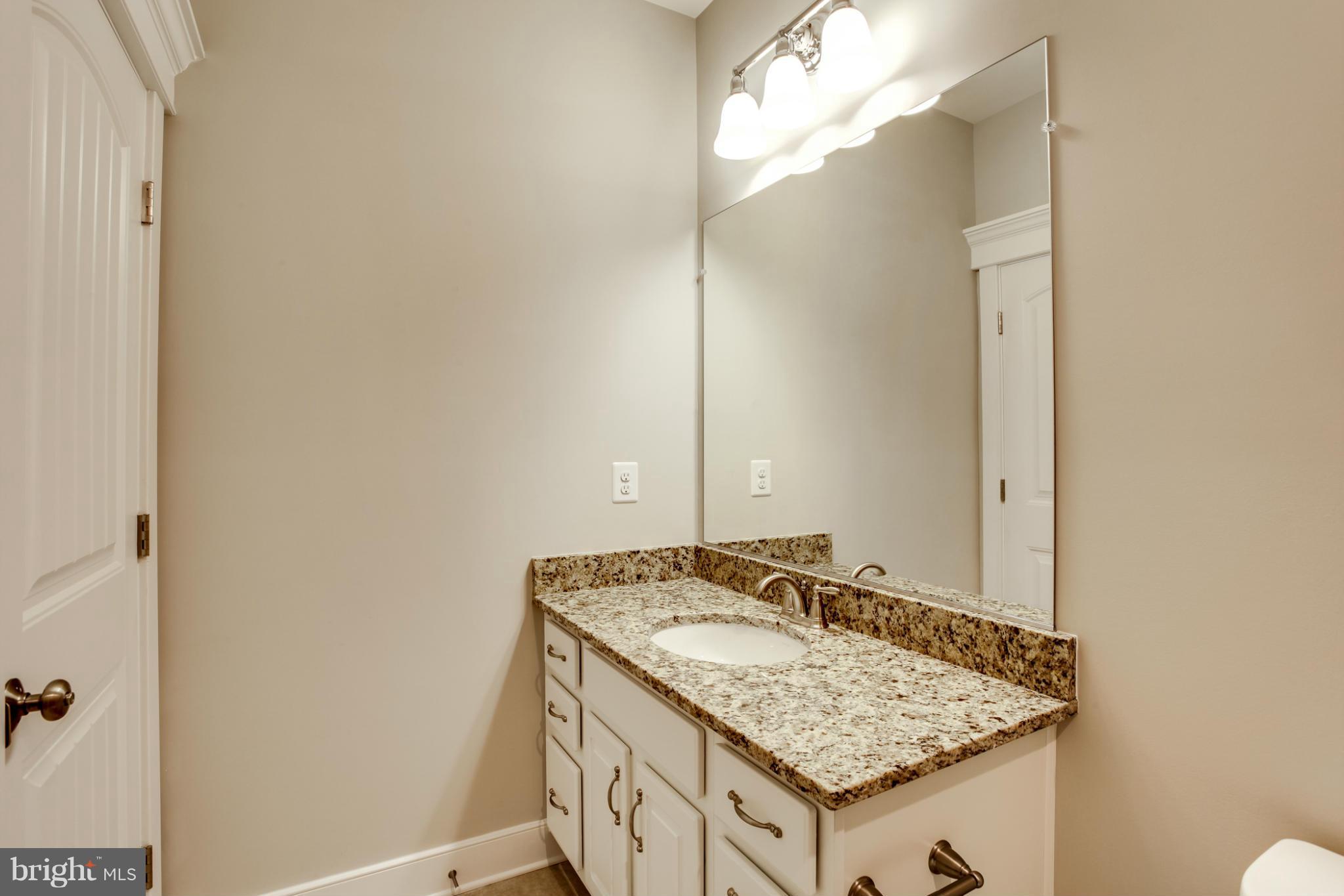 2735 Hidden Road Vienna, VA 22181 - Photo 11 of 30 Bath